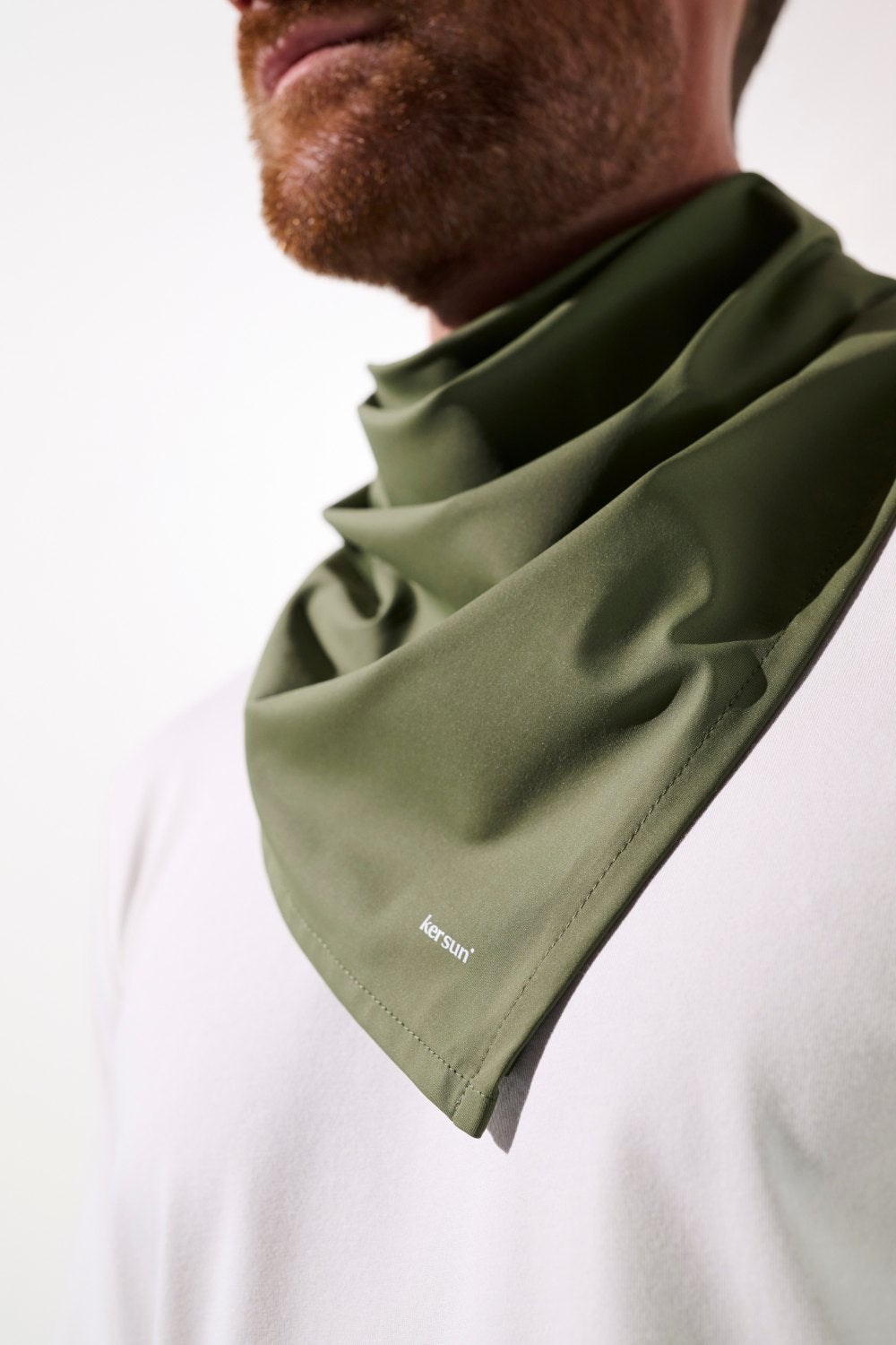 Bandana anti-UV - Oasis vert, léger et respirant pour homme, offrant une protection solaire UPF 50+.