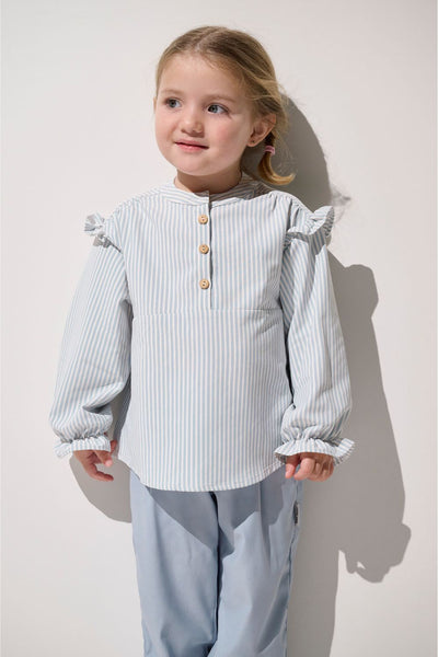 Blouse anti-UV - Sylt rayée bleu clair pour enfant, légère, élégante, offrant protection solaire UPF 50+.