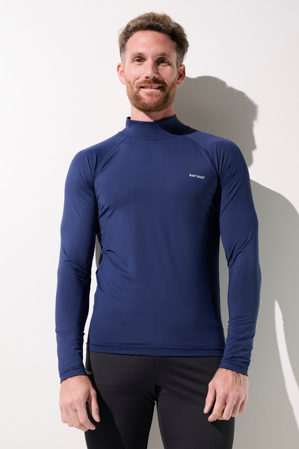 T-shirt de bain anti-UV - Malibu pour homme, manches longues, tissu léger UPF 50+ pour sports aquatiques.