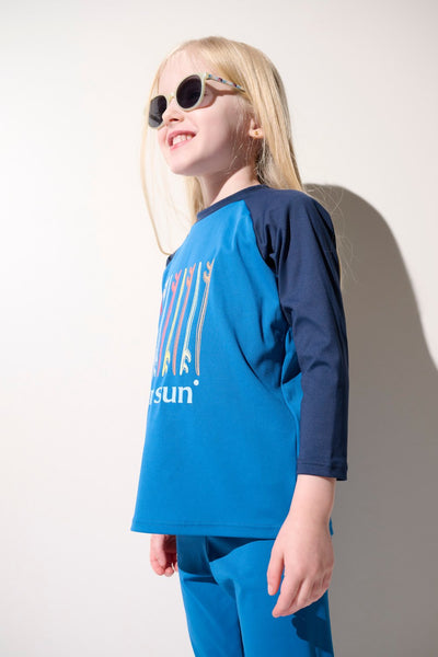 T-shirt de bain anti-UV - Fidji pour enfant, bleu, avec manches longues UPF 50+, parfait pour jouer au soleil.