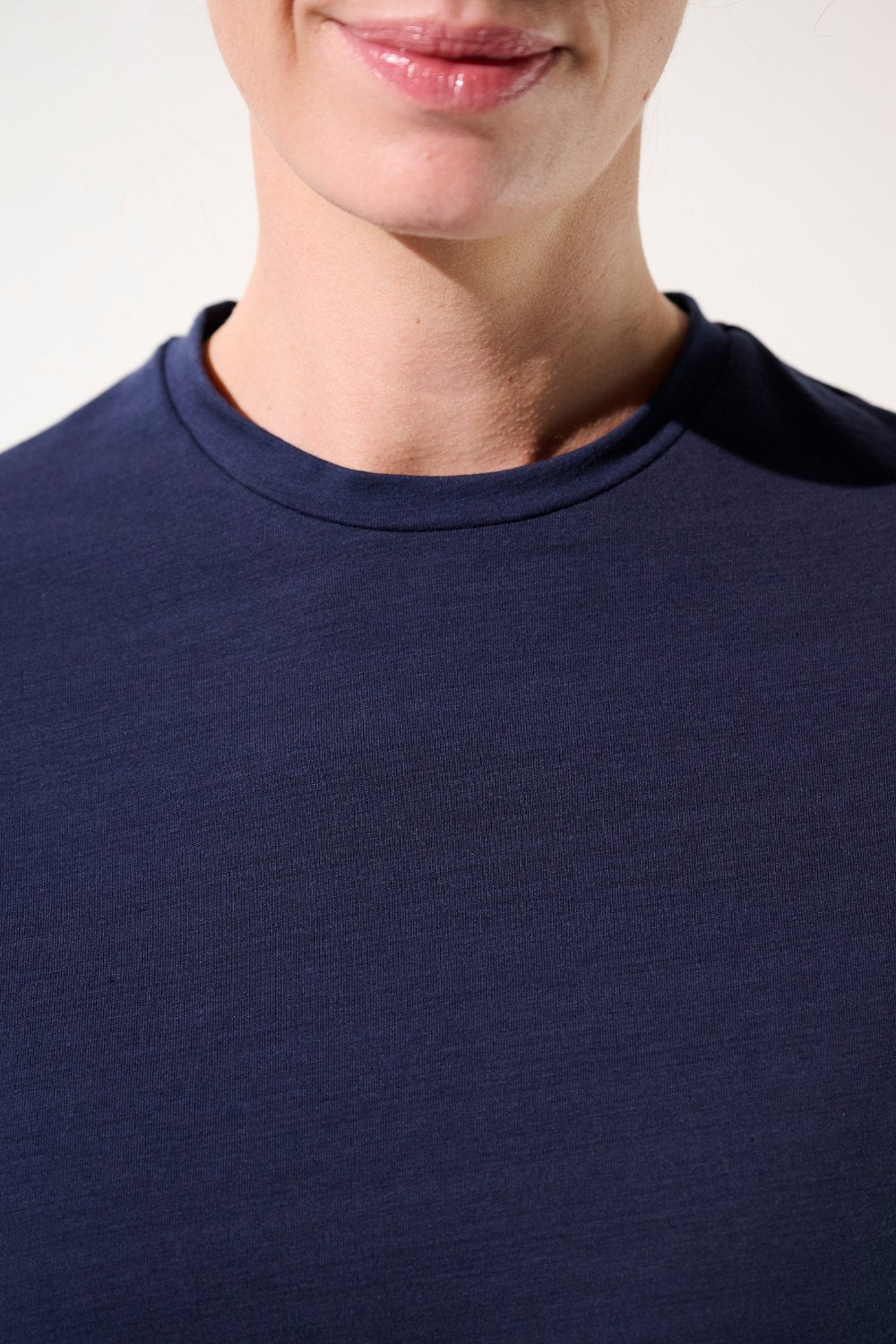 T-shirt anti-UV - La Rochelle, manches longues pour femme, tissu léger et confortable, protection solaire UPF 50+.