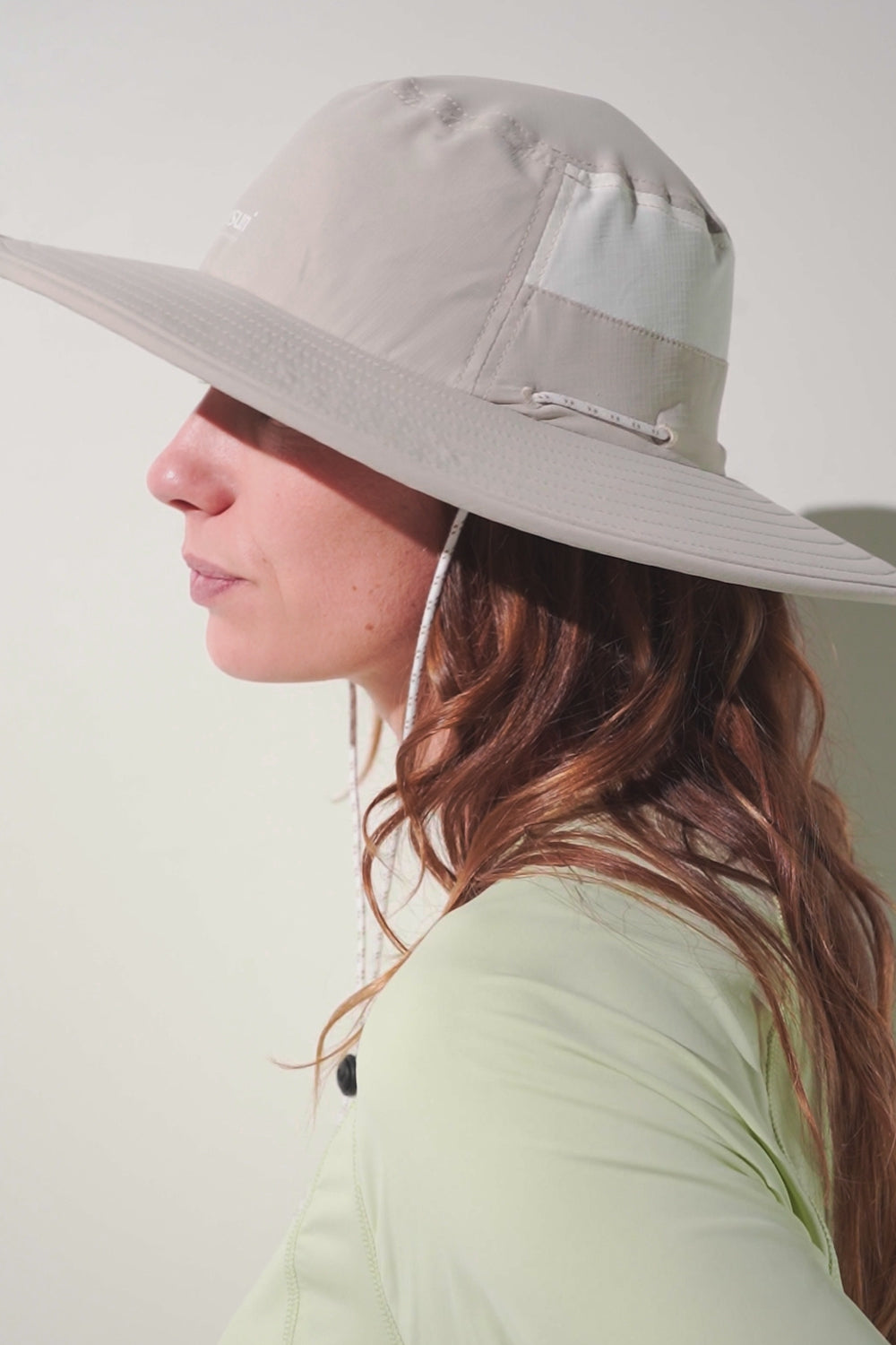 UV Solhatt - Oasis
